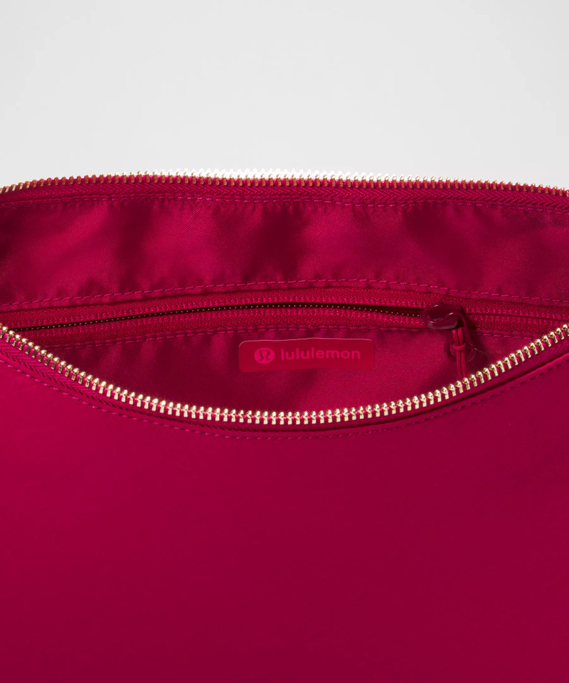 Convertible Ruched Crossbody Bag 6.5L 4