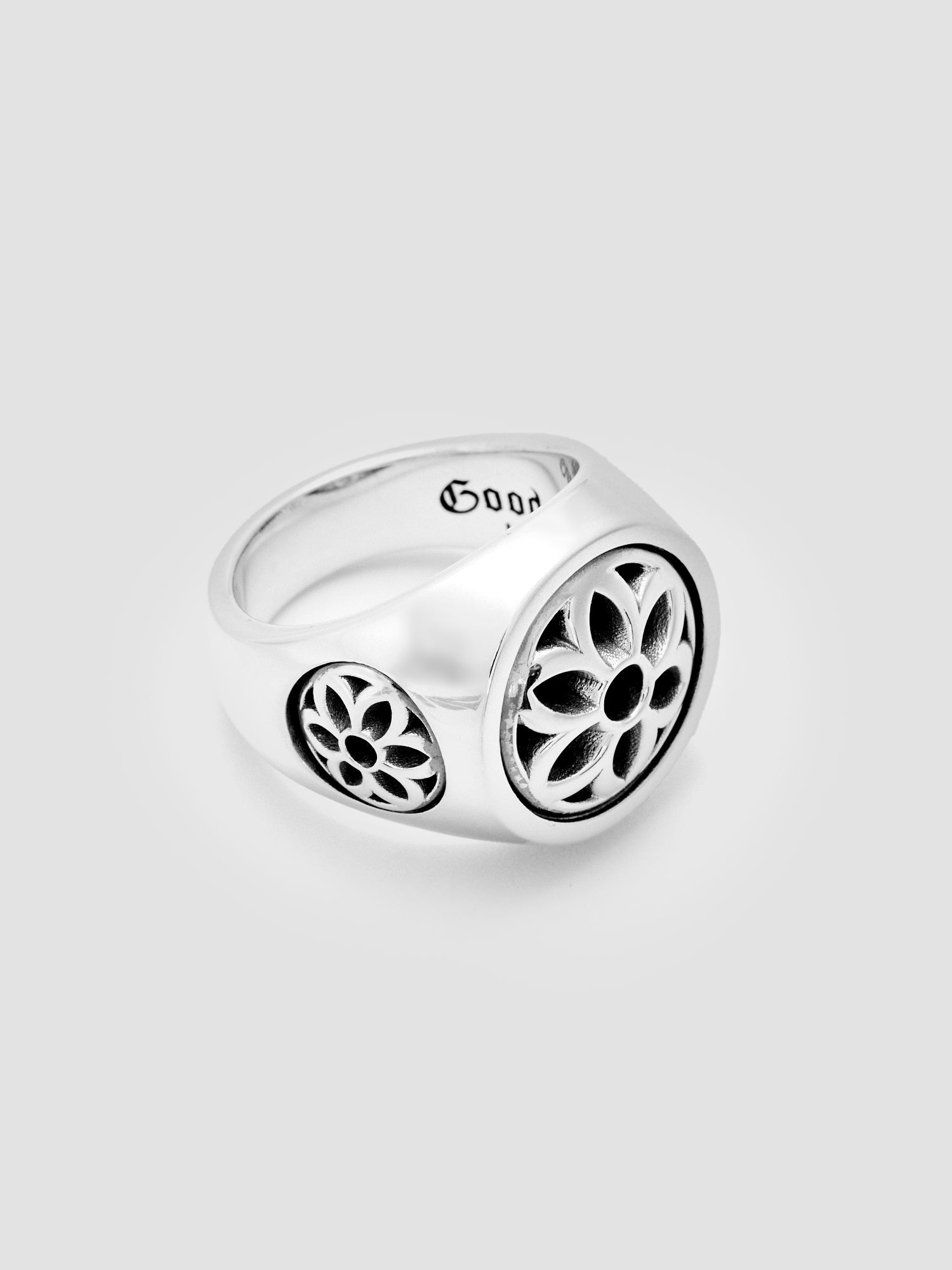 Medium Club Ring in Sterling Sliver - 3