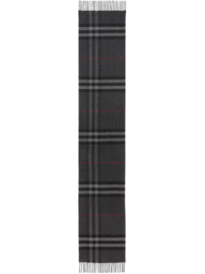 Burberry The Classic Check cashmere scarf outlook