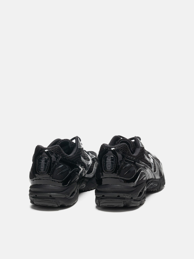 Mizuno Wave Rider 10 Black / Black Sand / Metallic Grey outlook