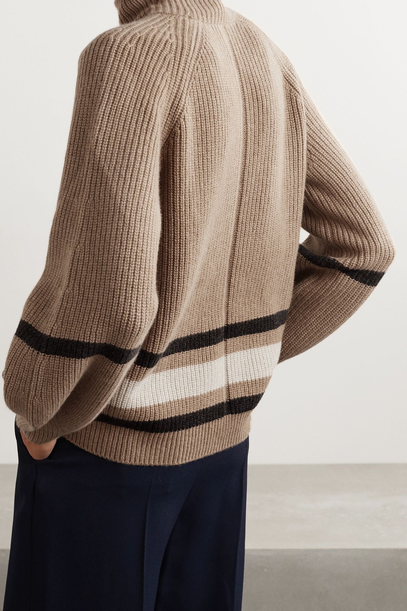 Oversized striped cashmere turtleneck sweater - 4