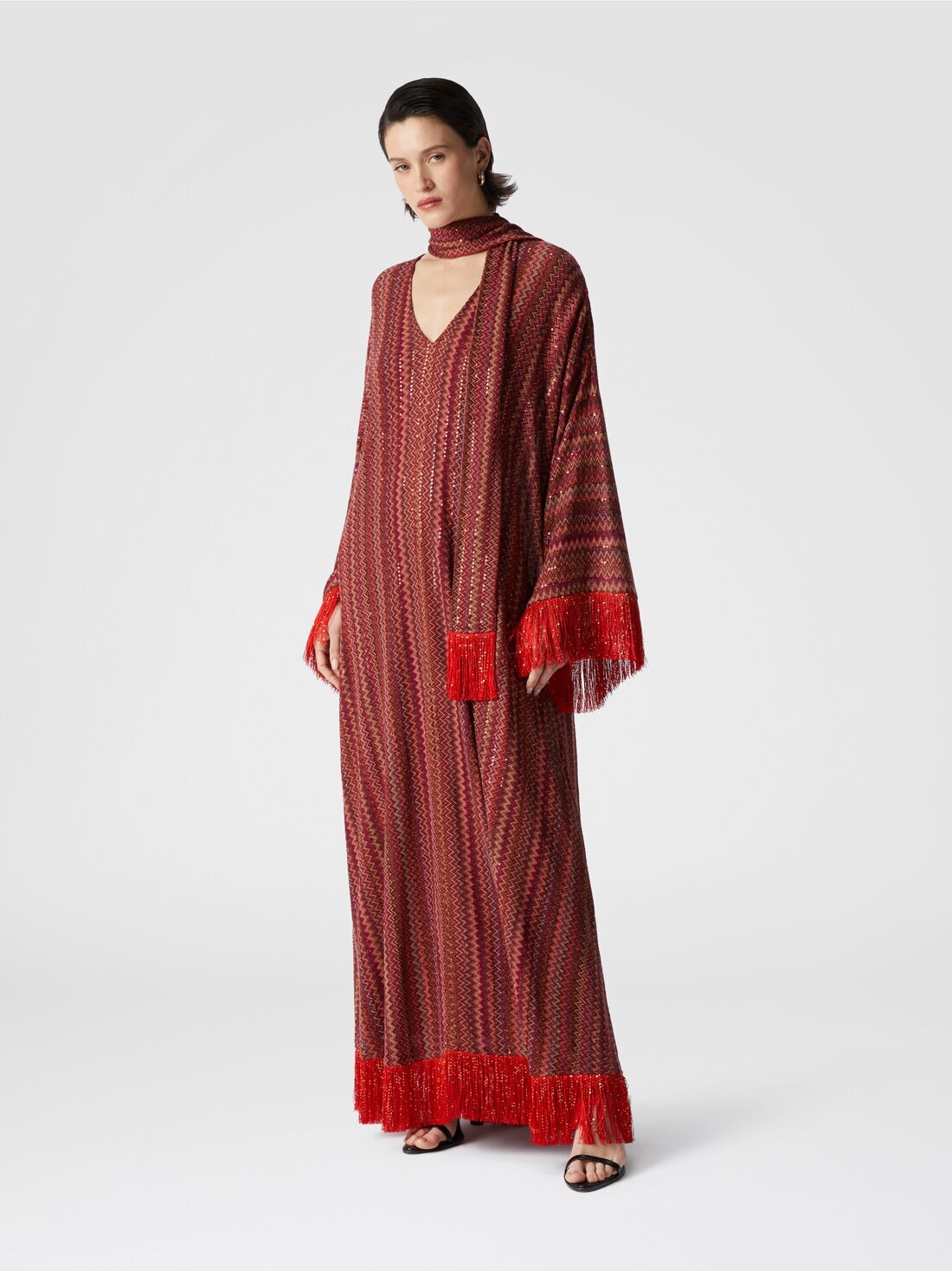 Zigzag kaftan with sequins and V-neck and removable scarf with fringes - 2