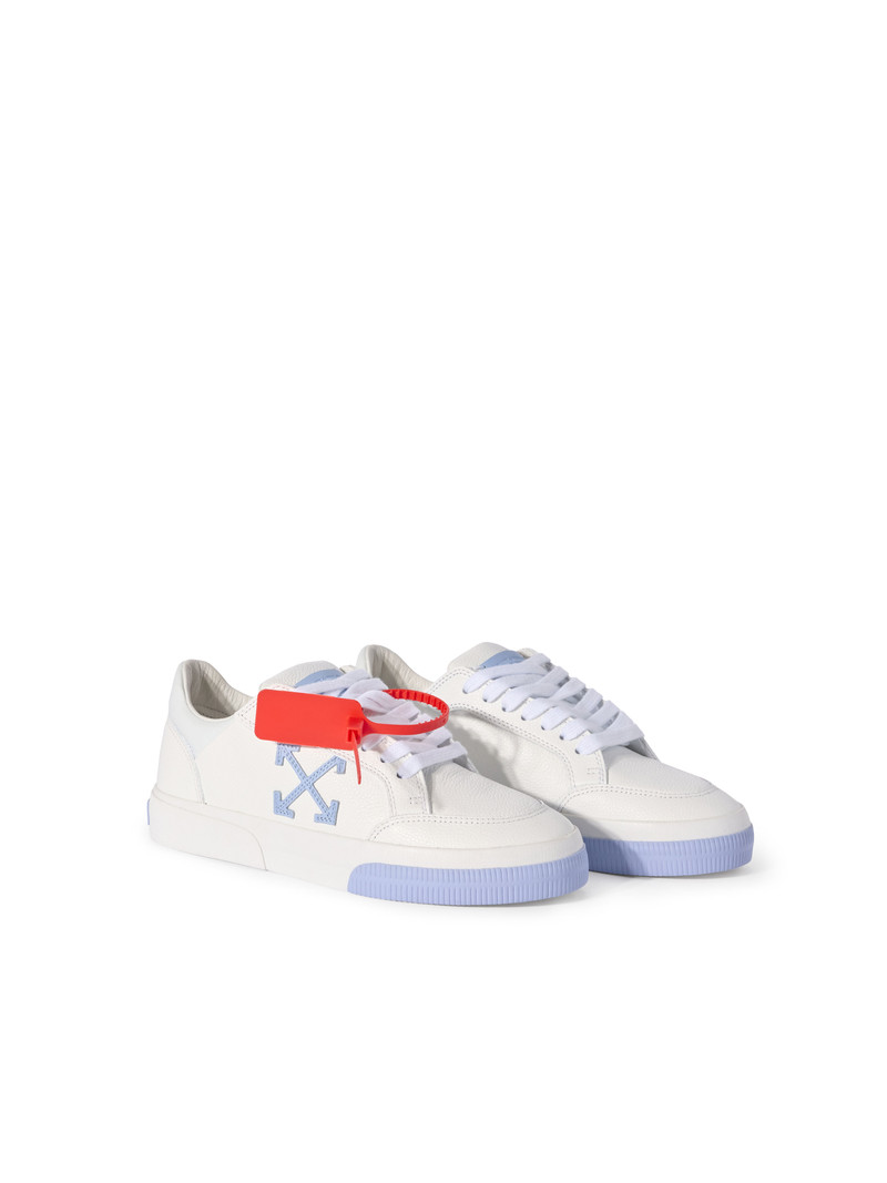 Off-White Vulc Low Sneakers outlook