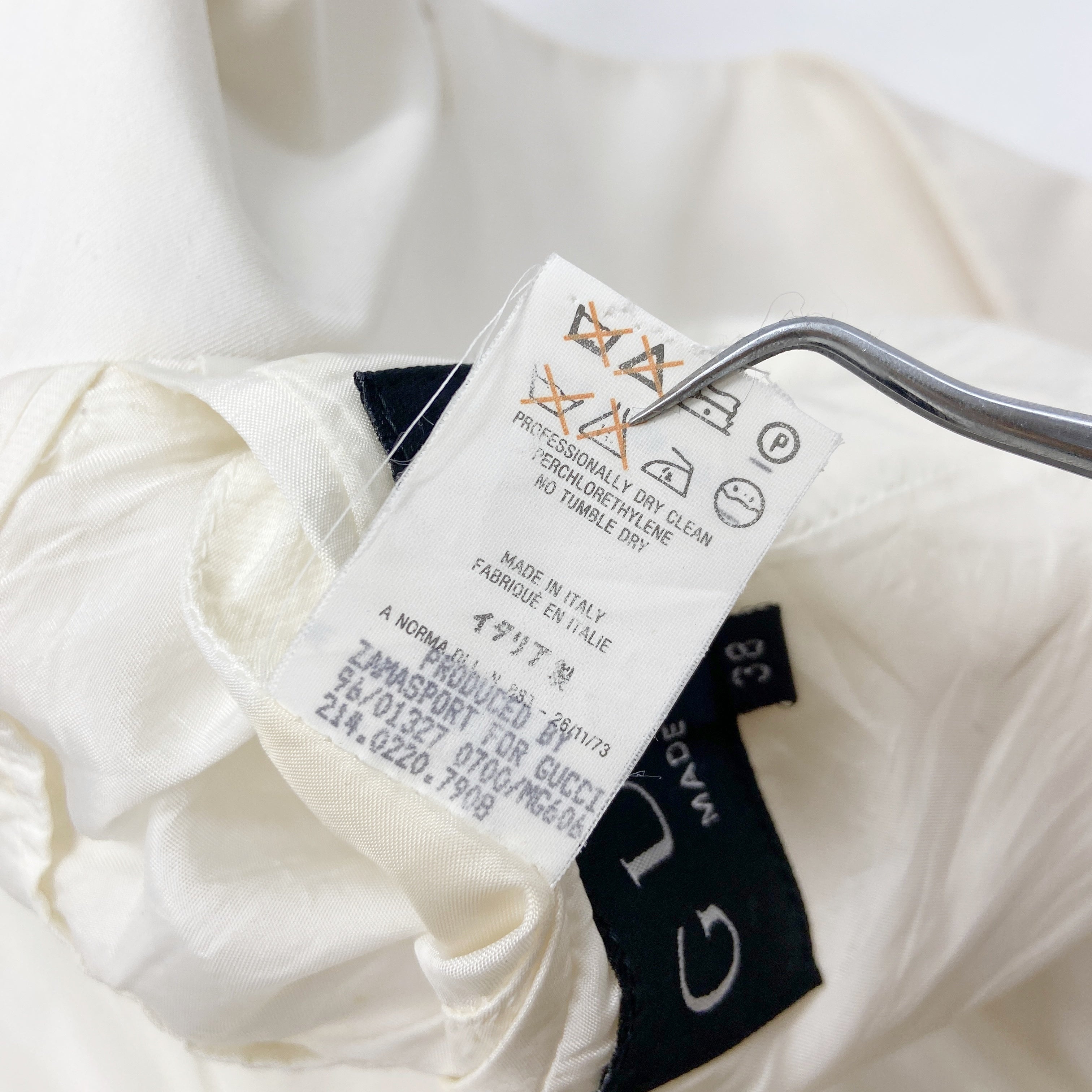 Gucci Spring 1996 Tom Ford Double-Breasted White Short Coat 38 - 19