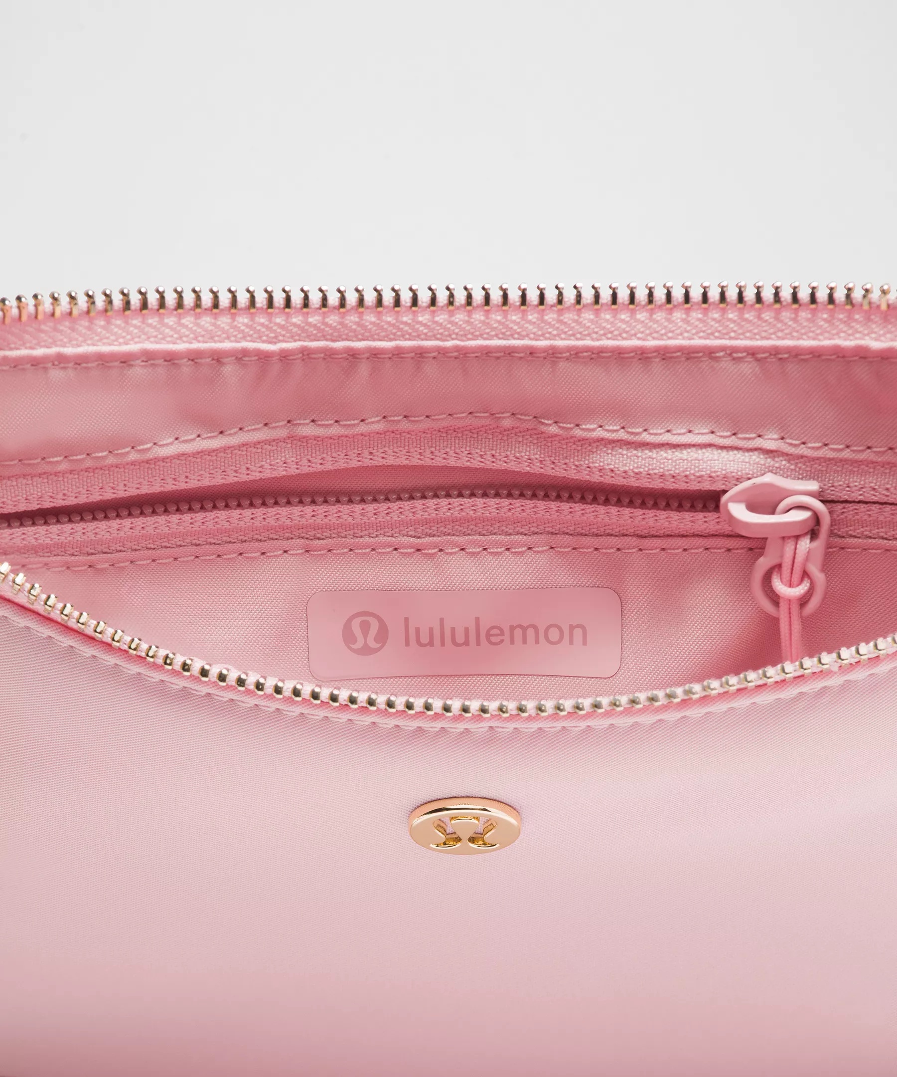 City Essentials Mini Shoulder Bag 1L - 5