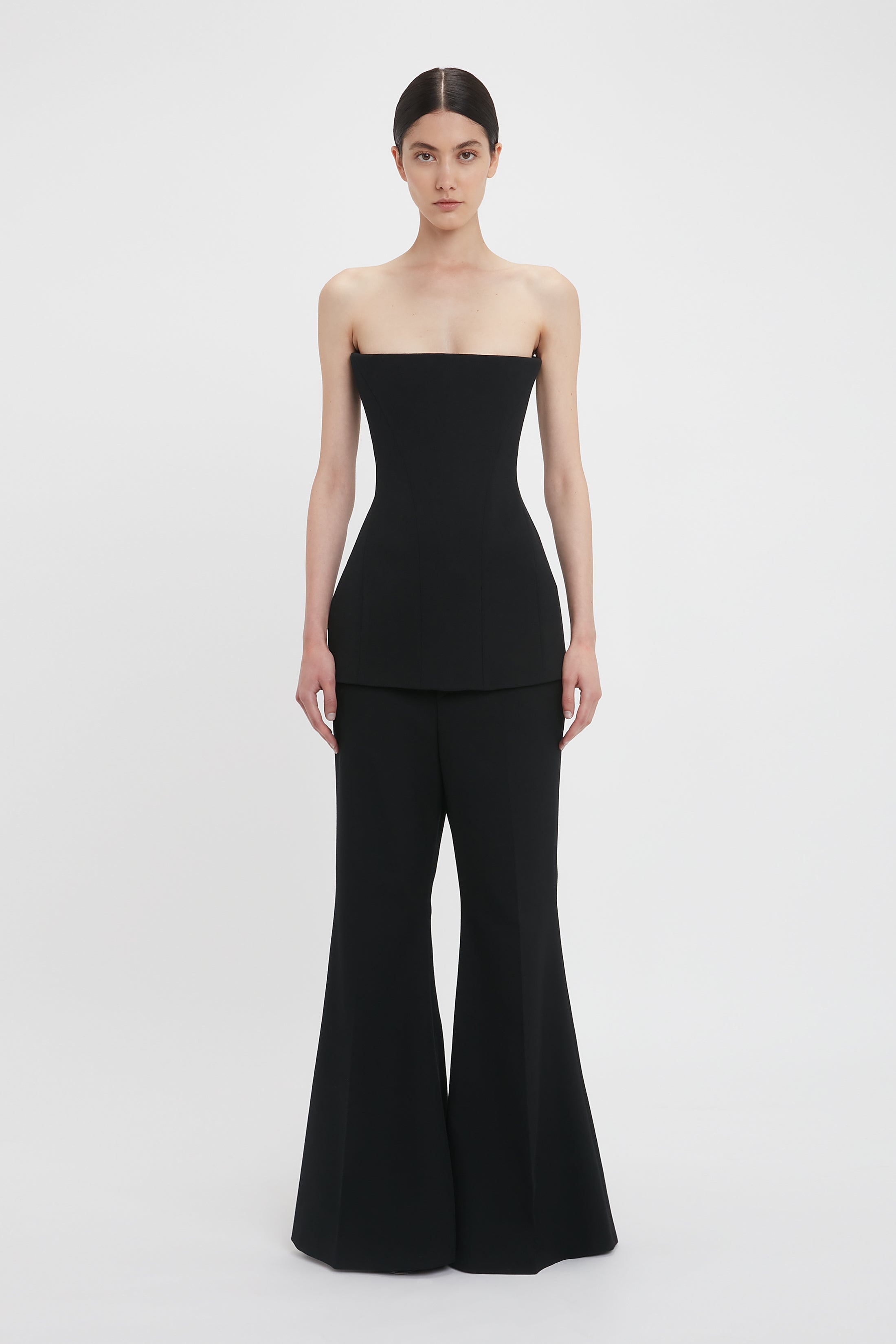 Low Rise Wide Leg Kick Trouser In Black - 2