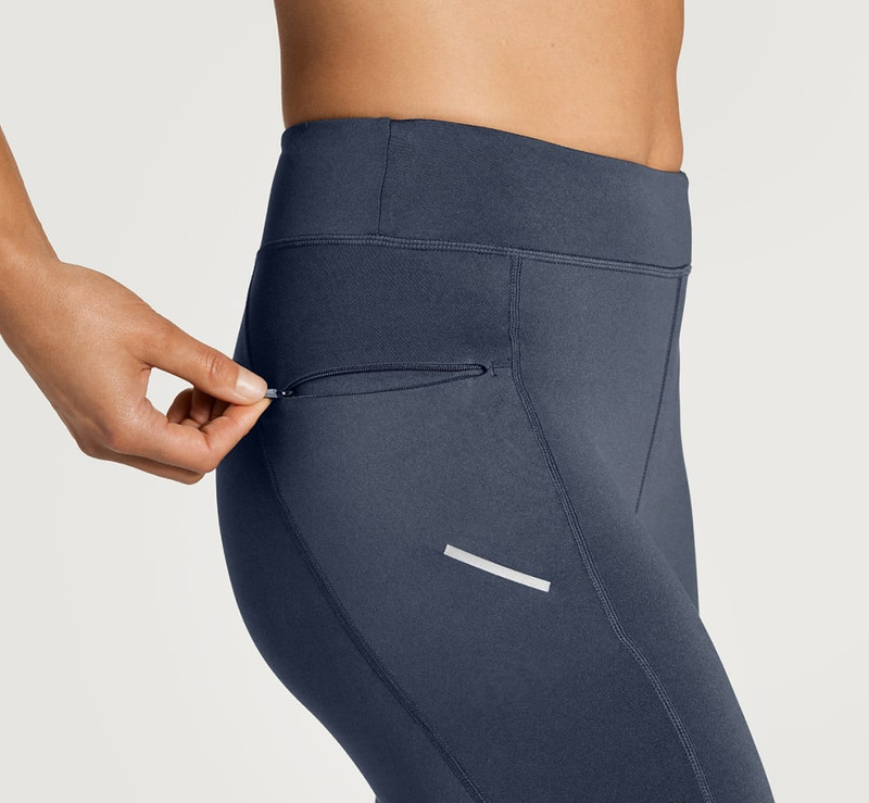 Women's Performance Tight 5