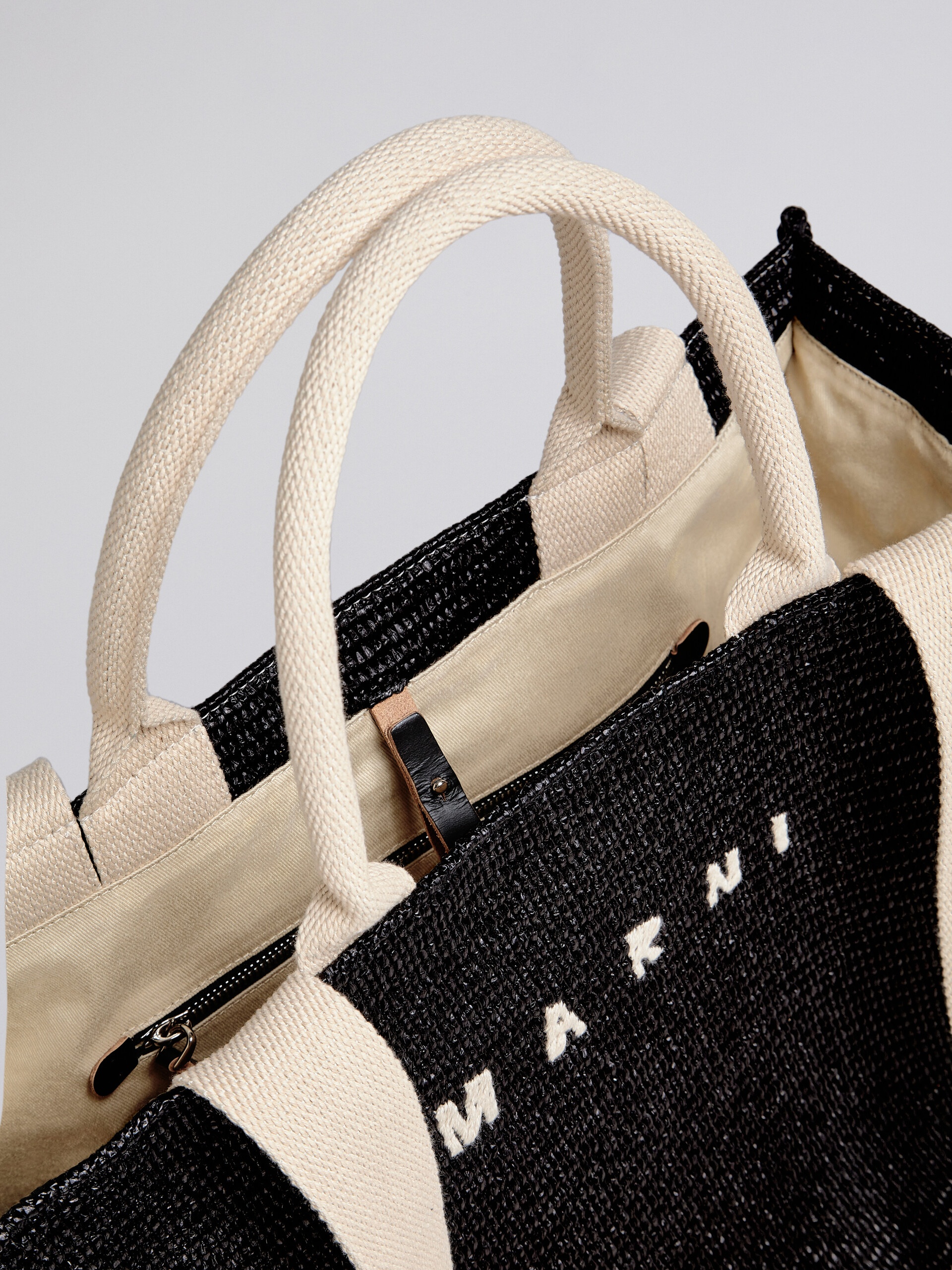 LARGE BLACK RAFFIA TOTE BAG - 4