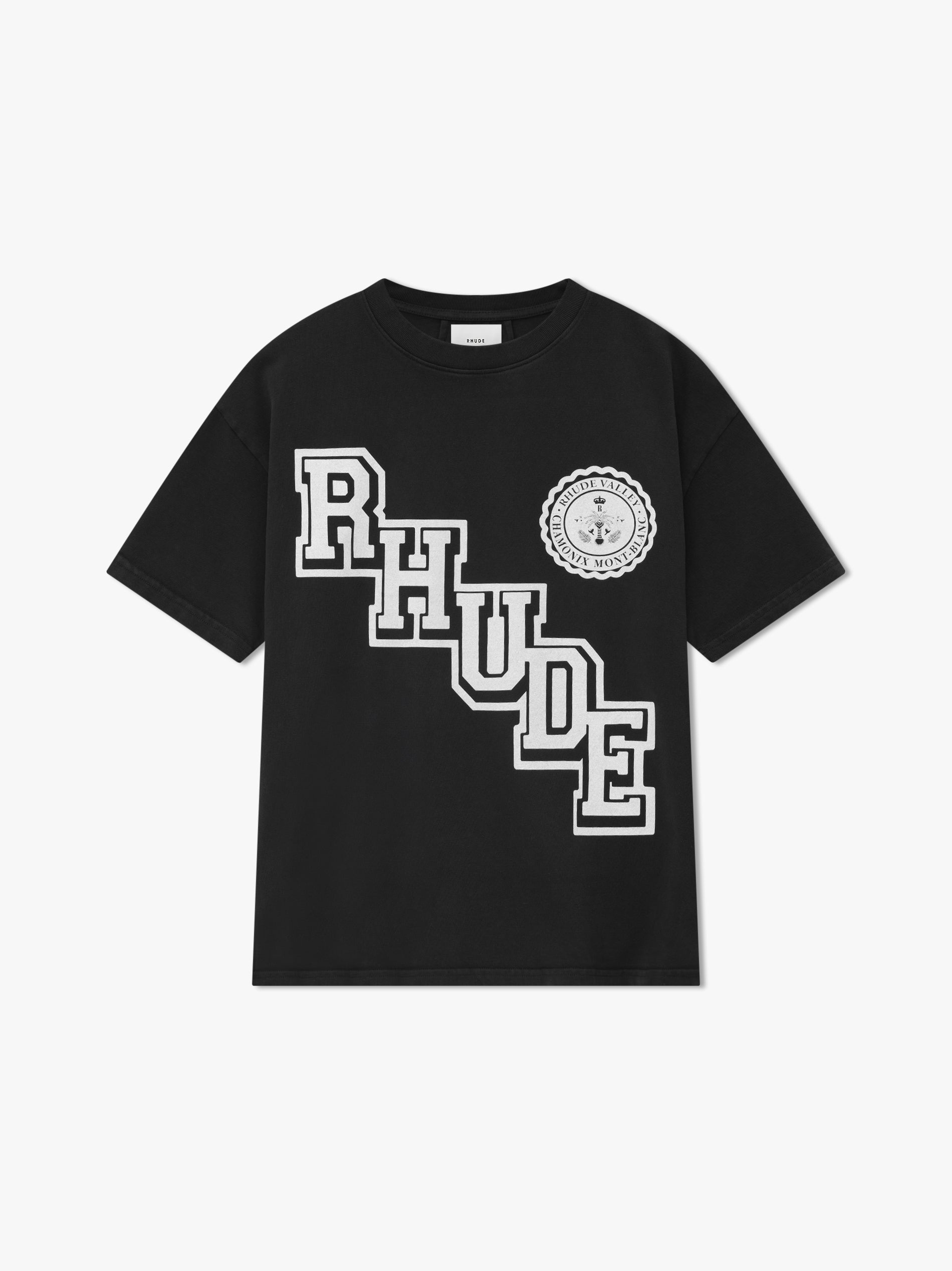 【関税込み】Rhude ブラック 'Rhude' Collegiate Crest Tシャツ Rhude: Black 'Rhude' Collegiate Crest T-shirt | SSENSE