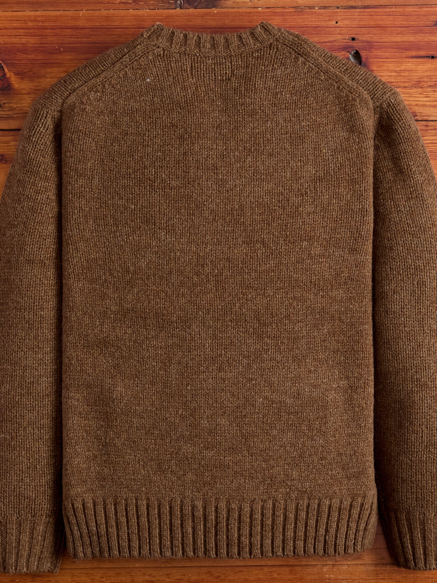Intarsia 3-Gauge Crewneck Sweater in Brown - 3