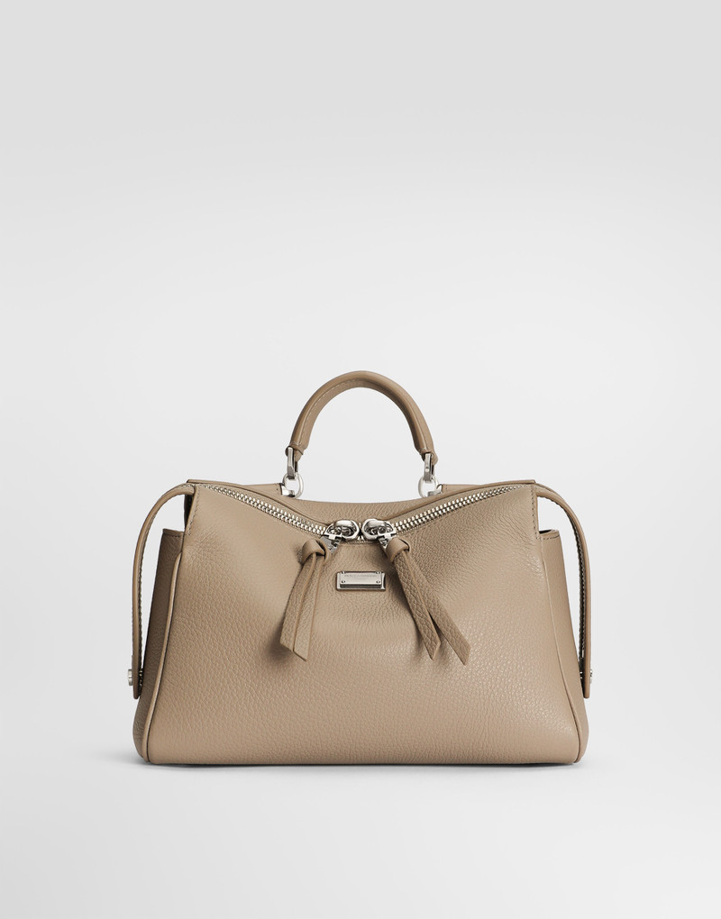 Vittoria handbag in calfskin 1