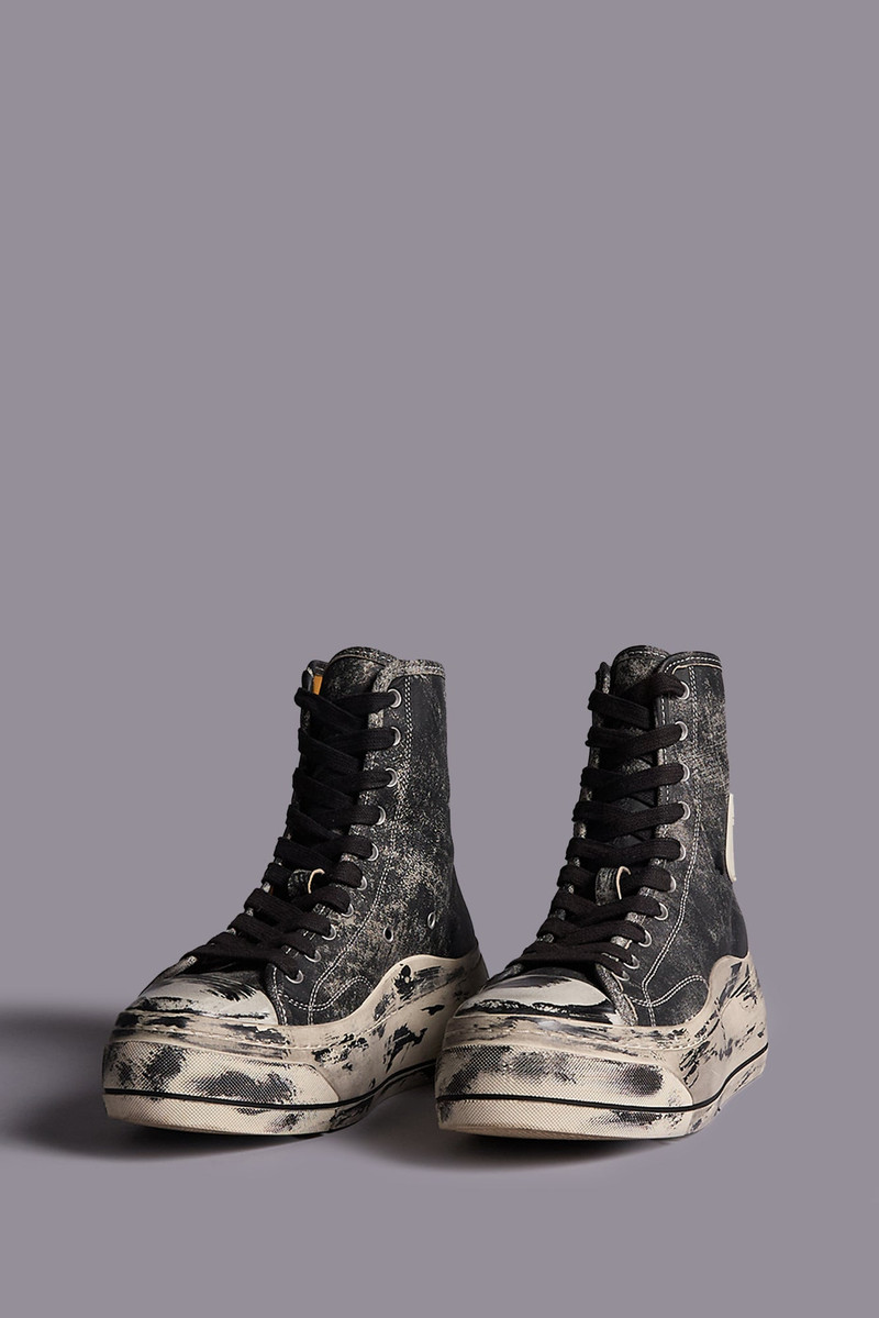 DISTRESSED TALL KURT 2