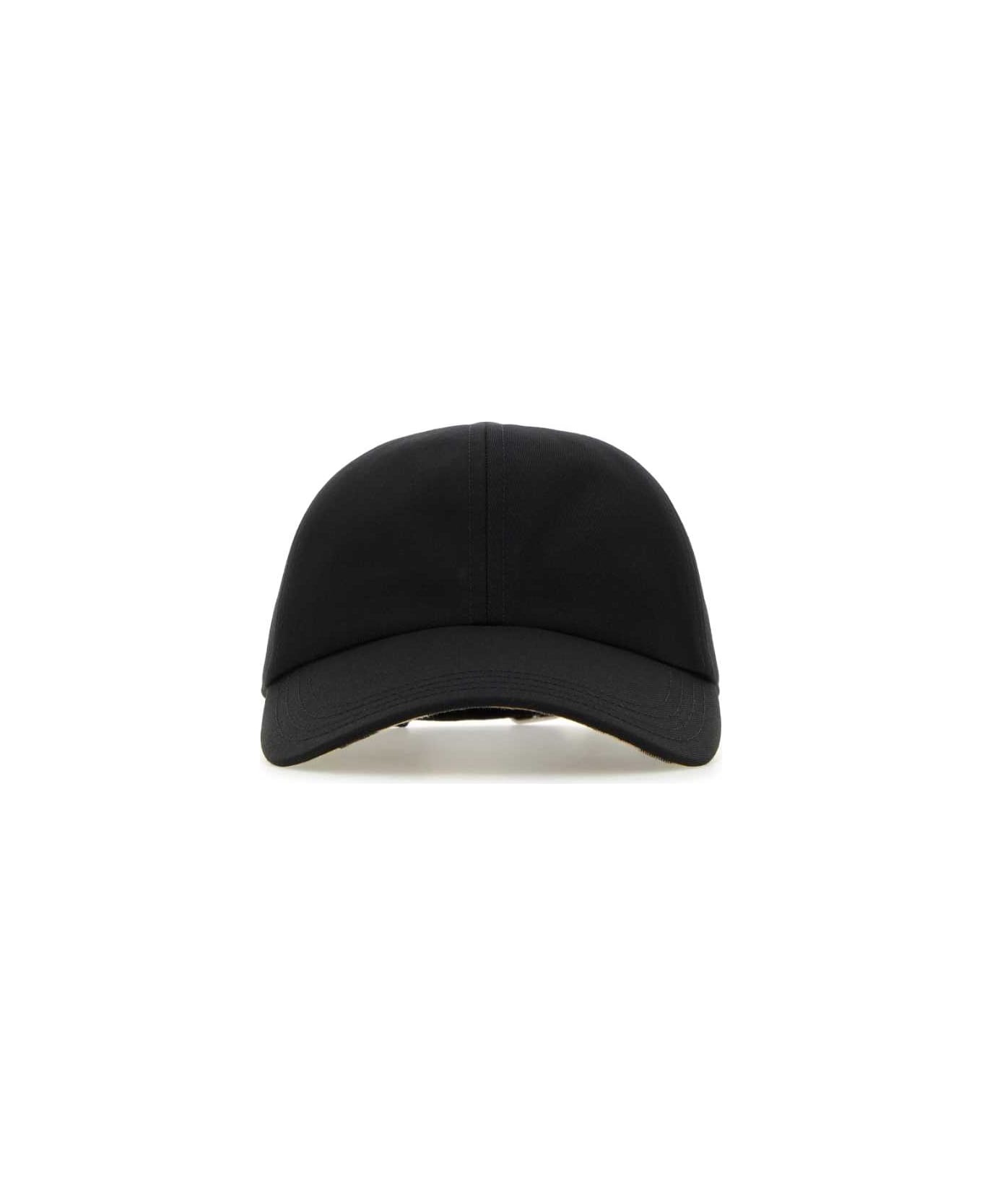 【送料&関税込】Burberry Black Polyester Blend Baseball Cap Burberry Black Polyester Blend Baseball Cap | italist