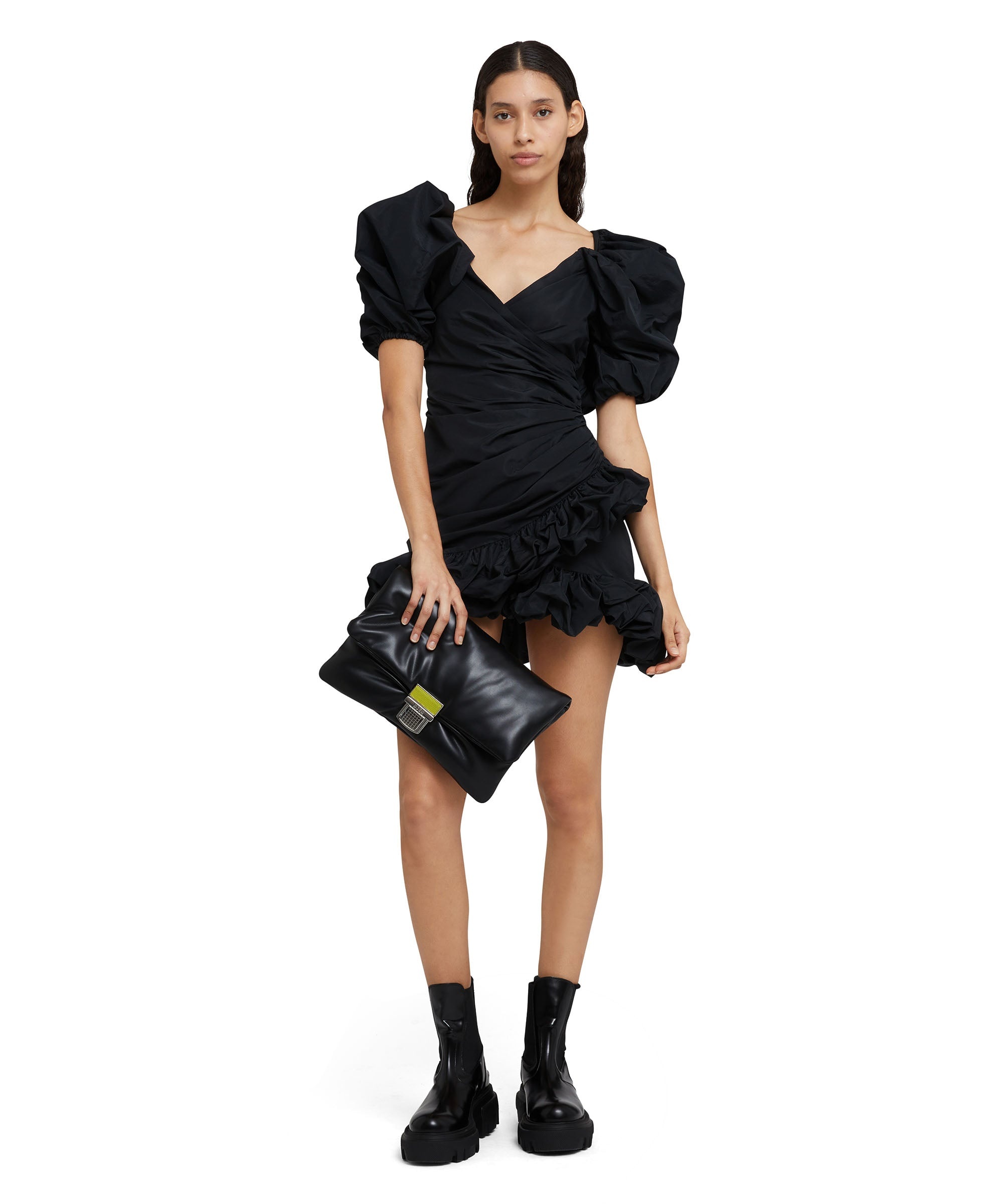 Puffer clutch bag with snap - 5
