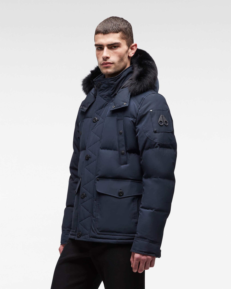 ONYX ROUND ISLAND JACKET 1