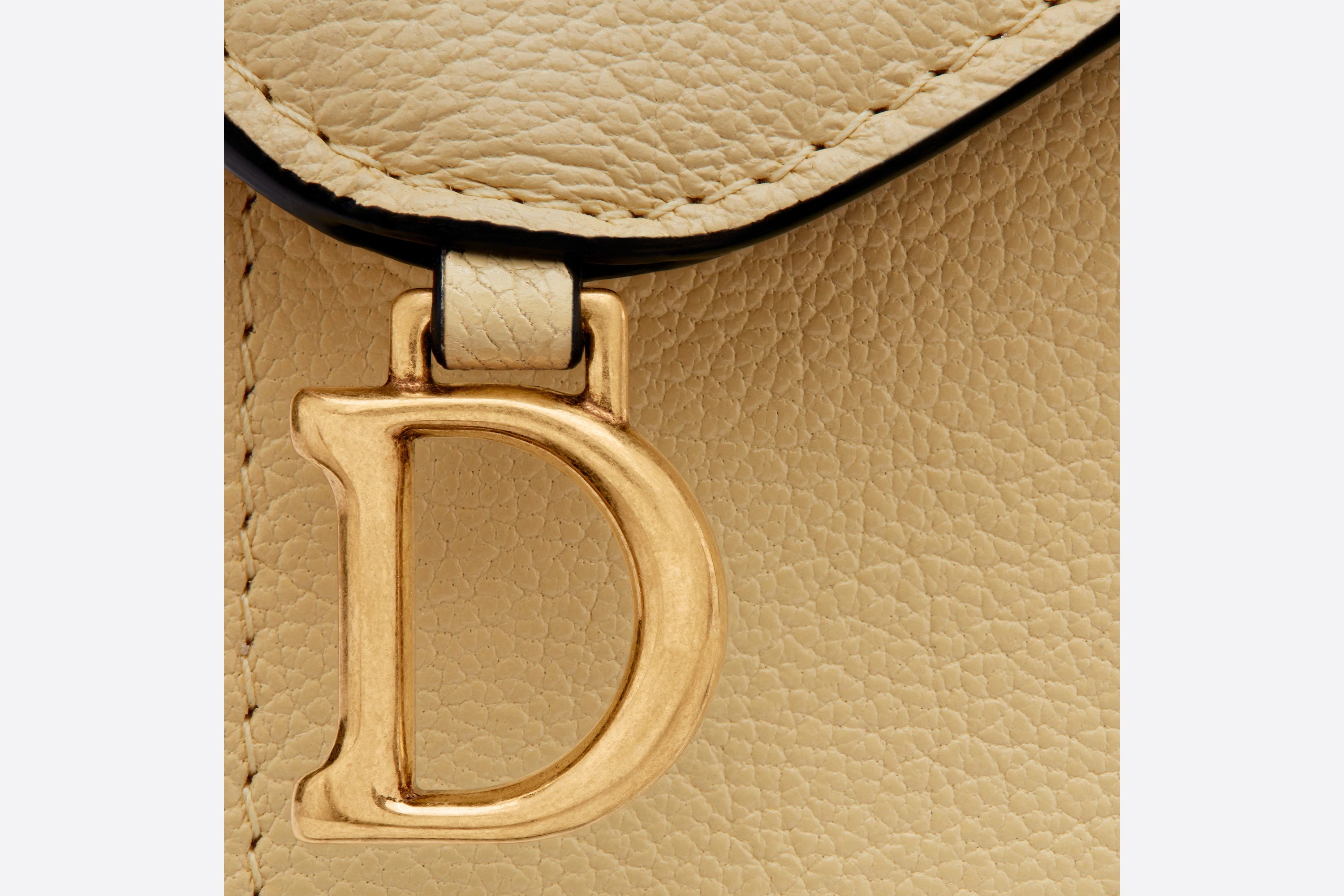 Saddle Flap Card Holder - 5