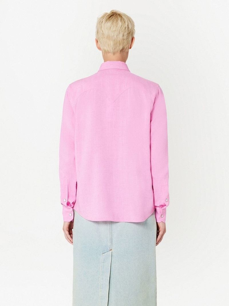 long-sleeve buttoned shirt 4