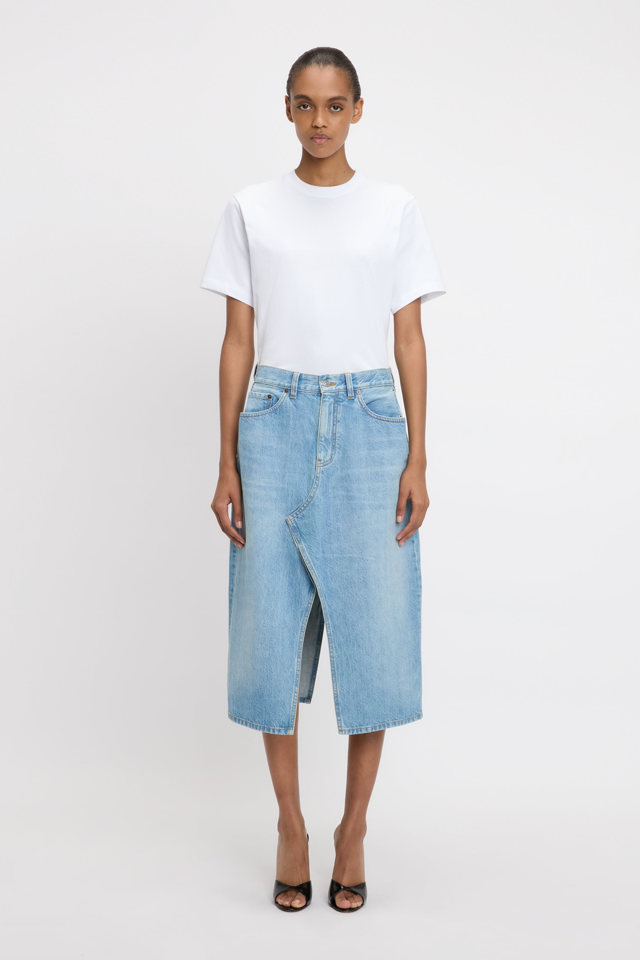 Kick Pocket Denim Skirt In Light Blue Wash - 2
