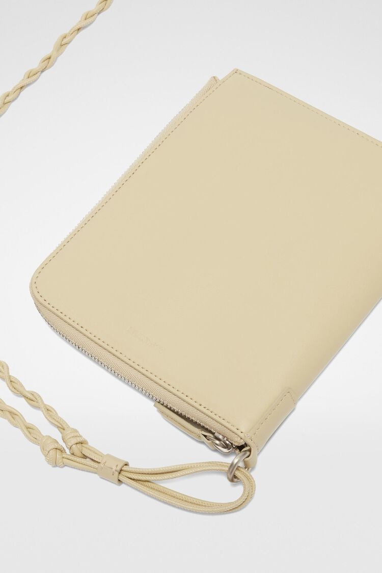 Tangle Passport Holder - 4
