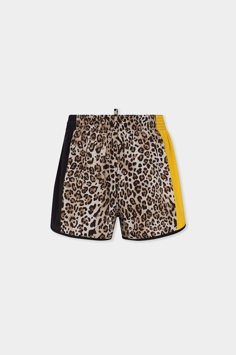 DSQUARED2 DSQUARED2 LOGO outlook