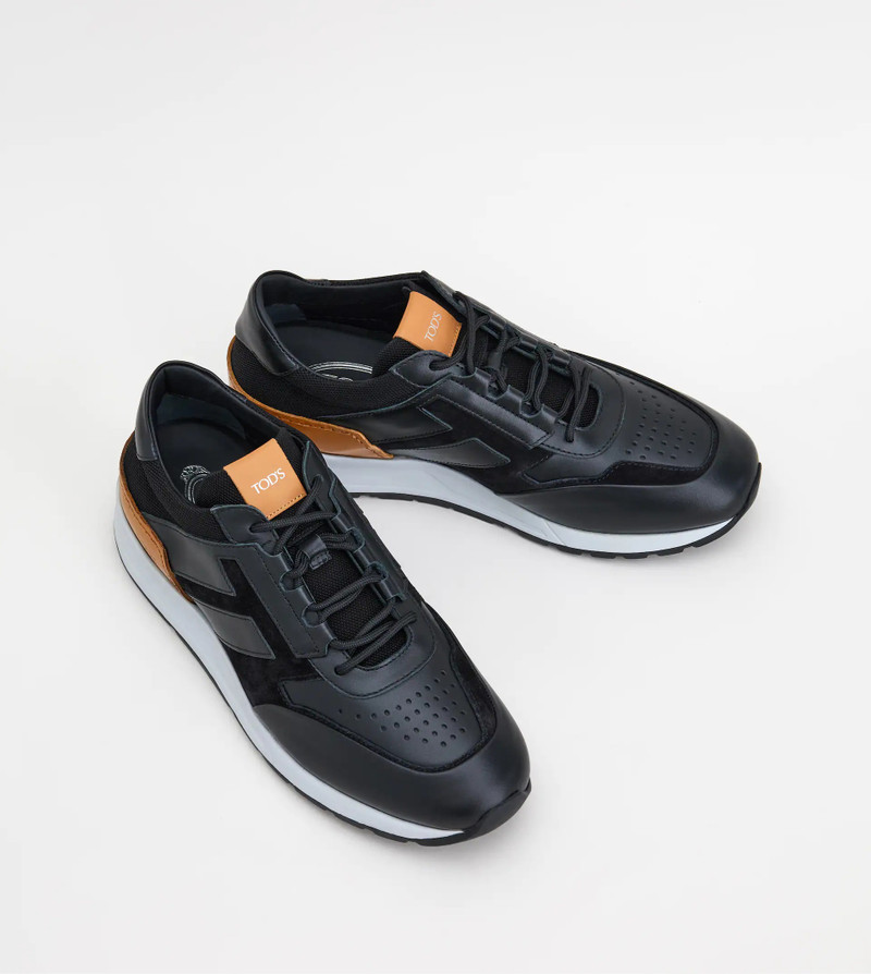 SNEAKERS IN LEATHER - BLACK 3