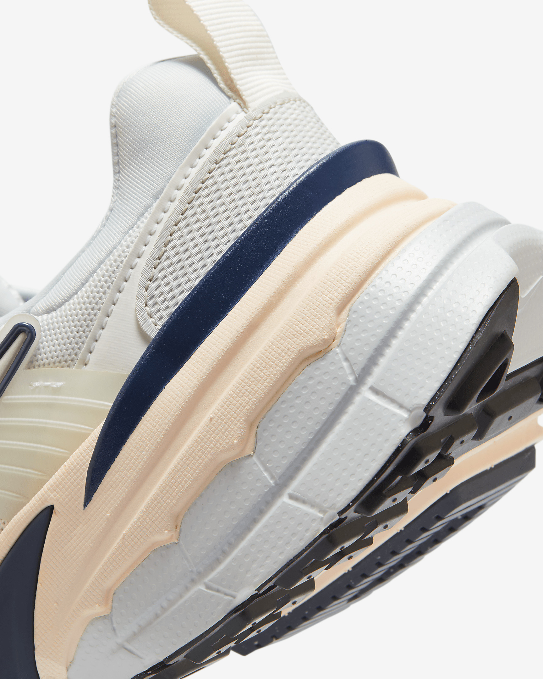 Nike V2K Run Shoes - 8