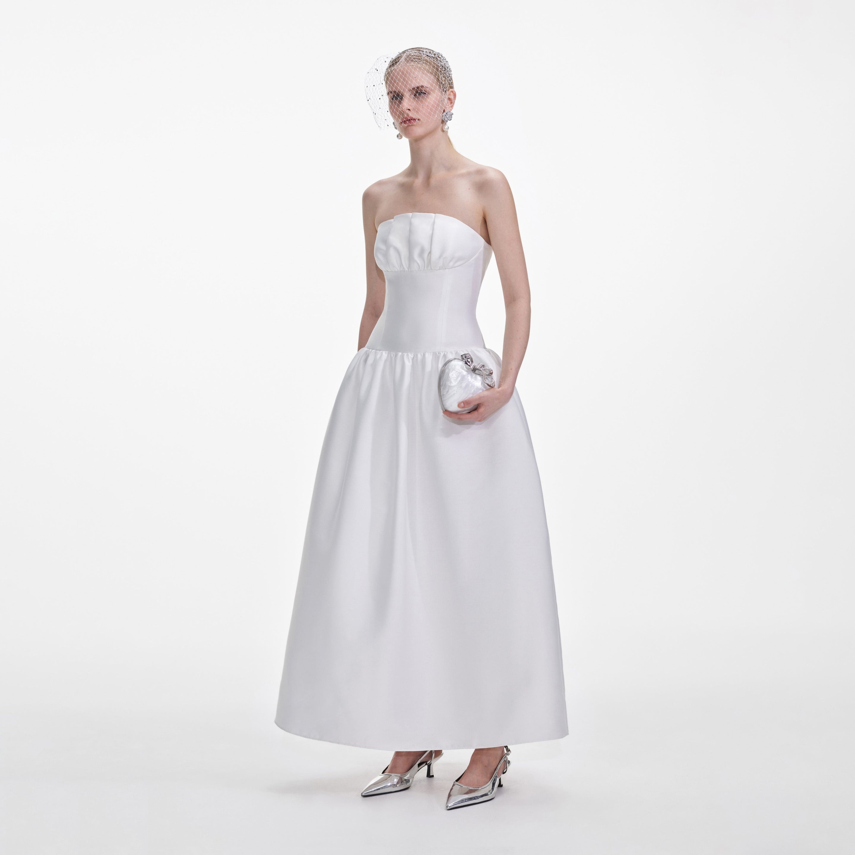 Self-Portrait ゴージャス Taffeta Diamante ミディドレス Cream Taffeta Diamante Mini Dress – self-portrait-US