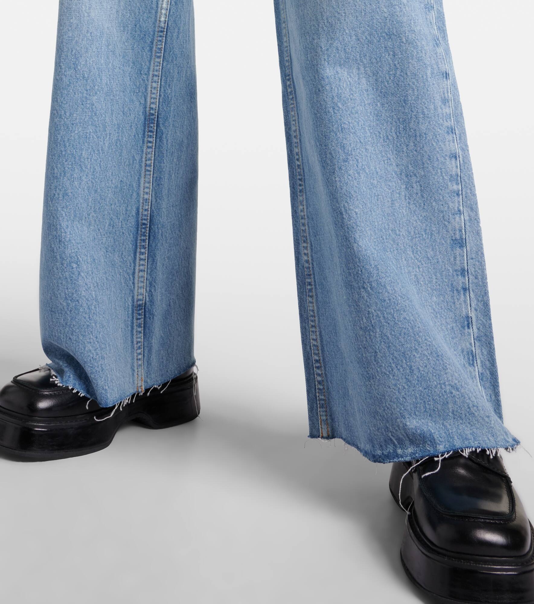 High-rise wide-leg jeans - 5