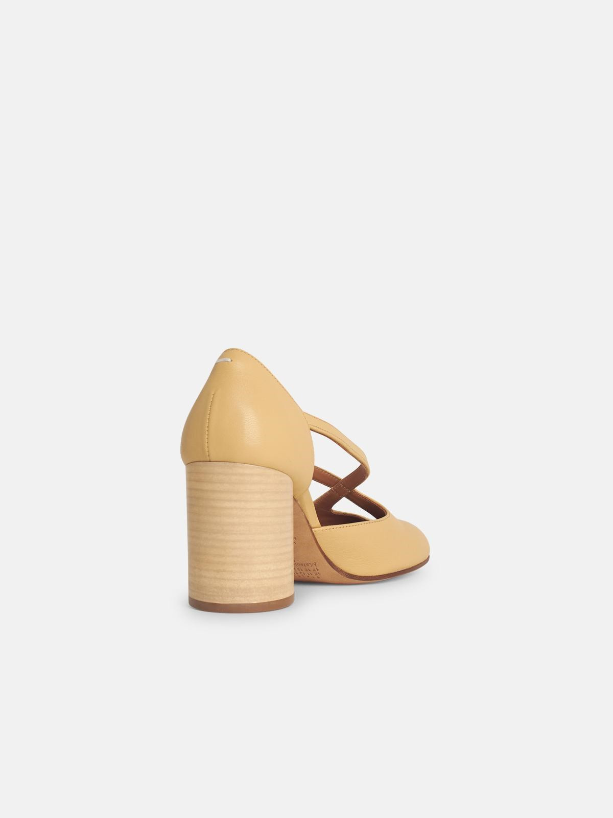 'TABI' CREAM LEATHER PUMPS - 3