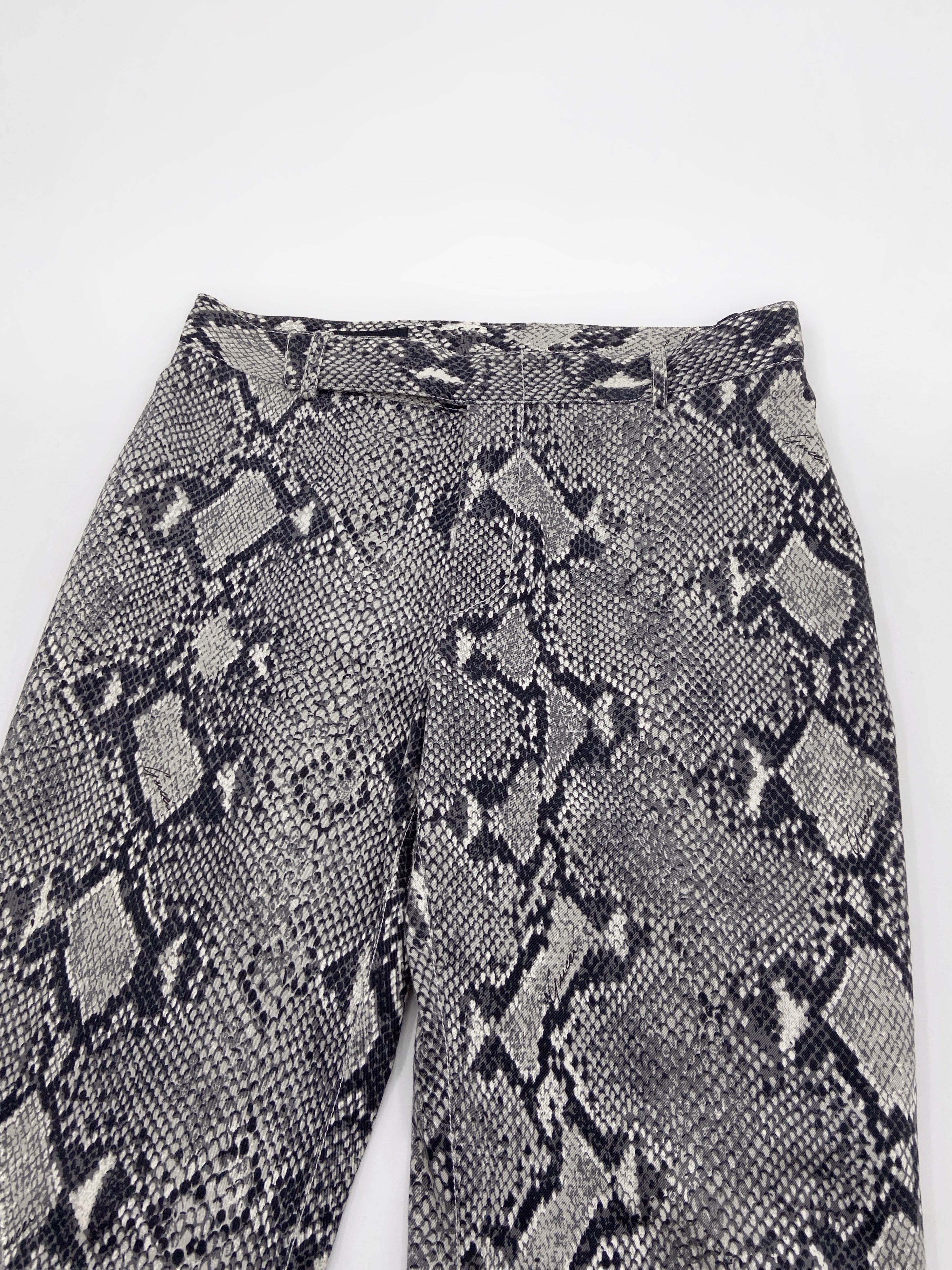 Gucci Spring 2000 Tom Ford Grey Python Print Flared Pants 38 - 9