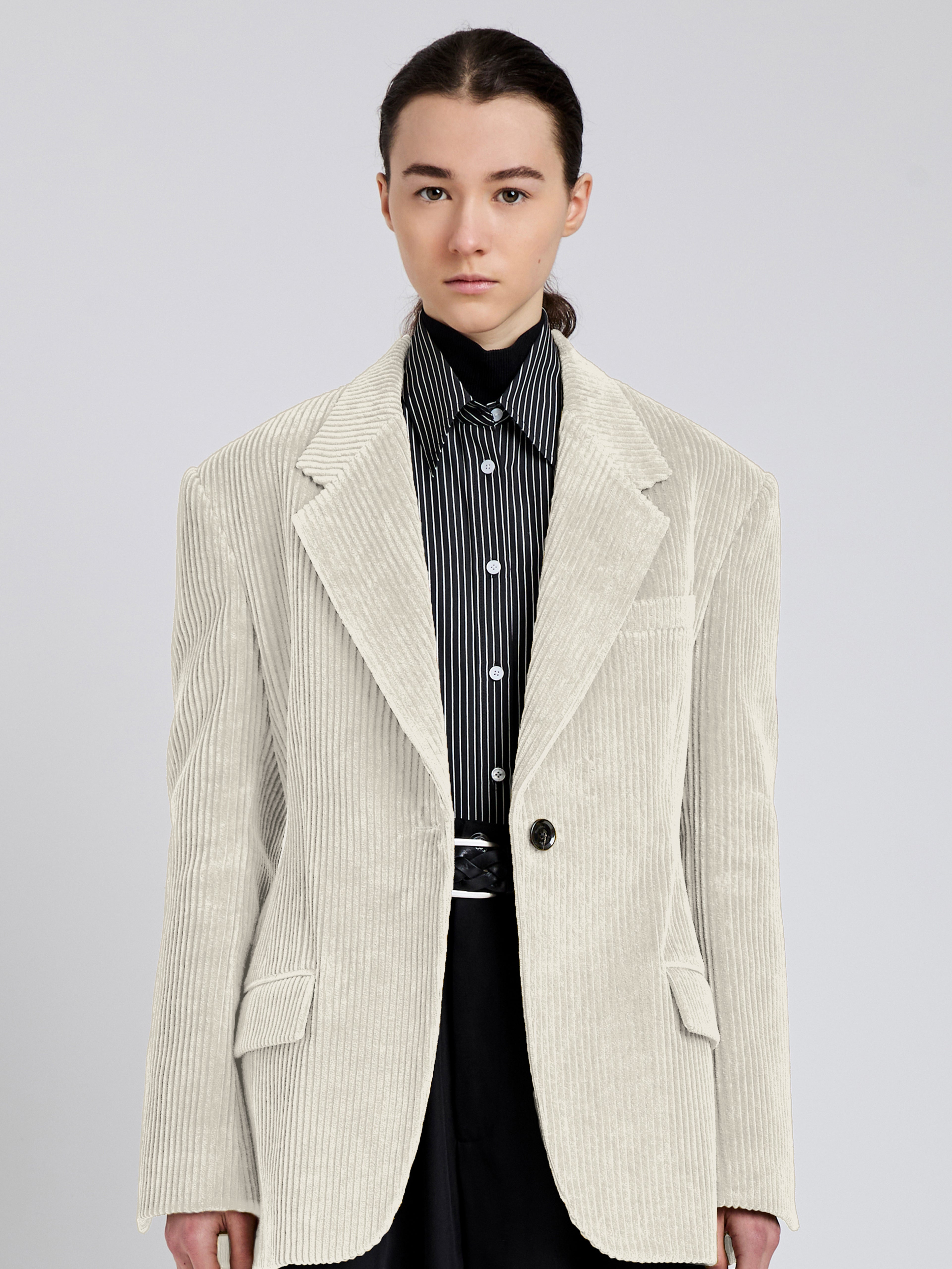Daria Jacket in Corduroy - 2