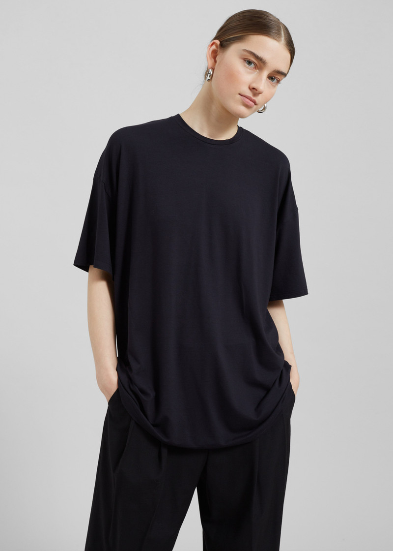 Ella Boxy Tee - Black 4