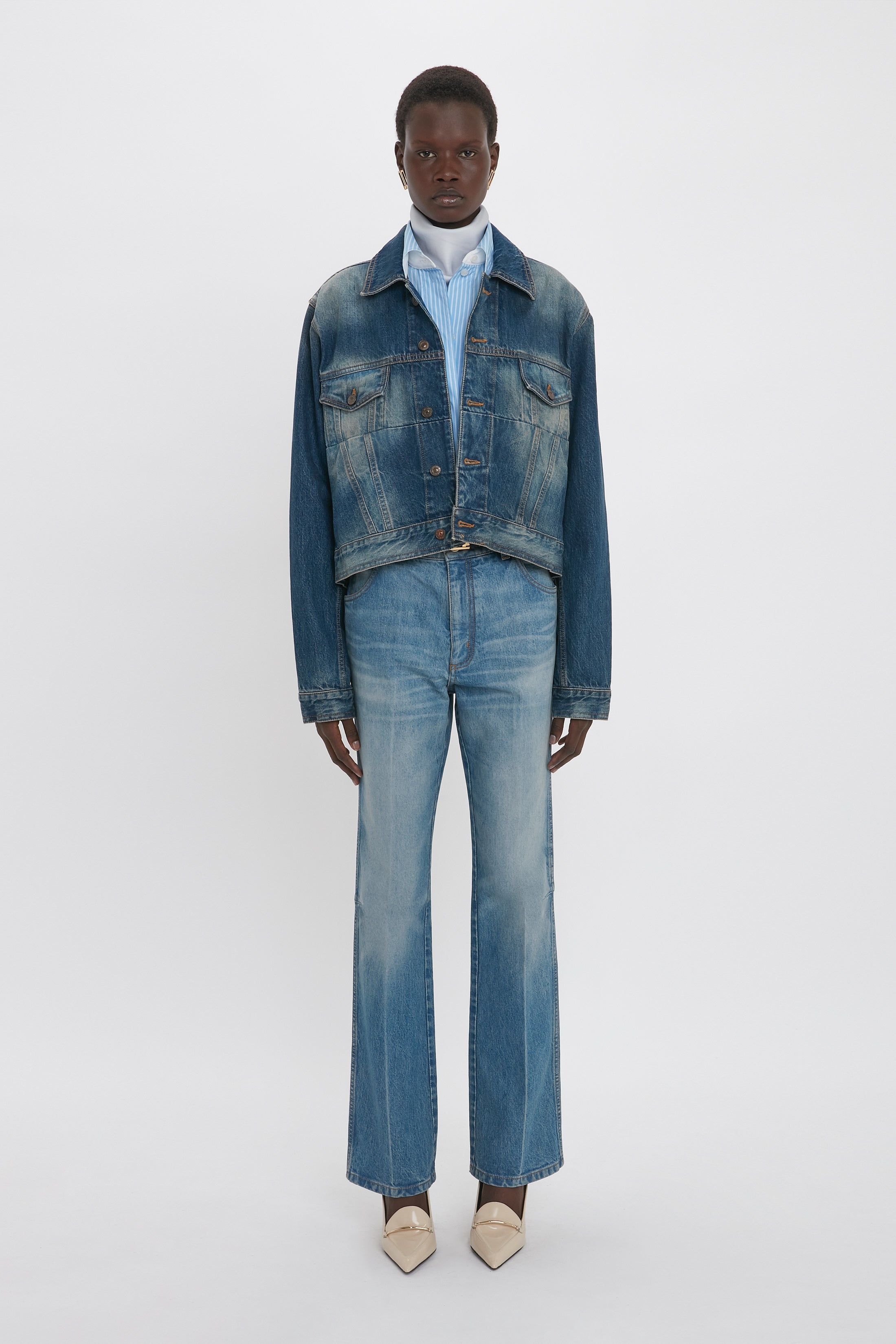 Cropped Denim Jacket In Heavy Vintage Indigo Wash - 2