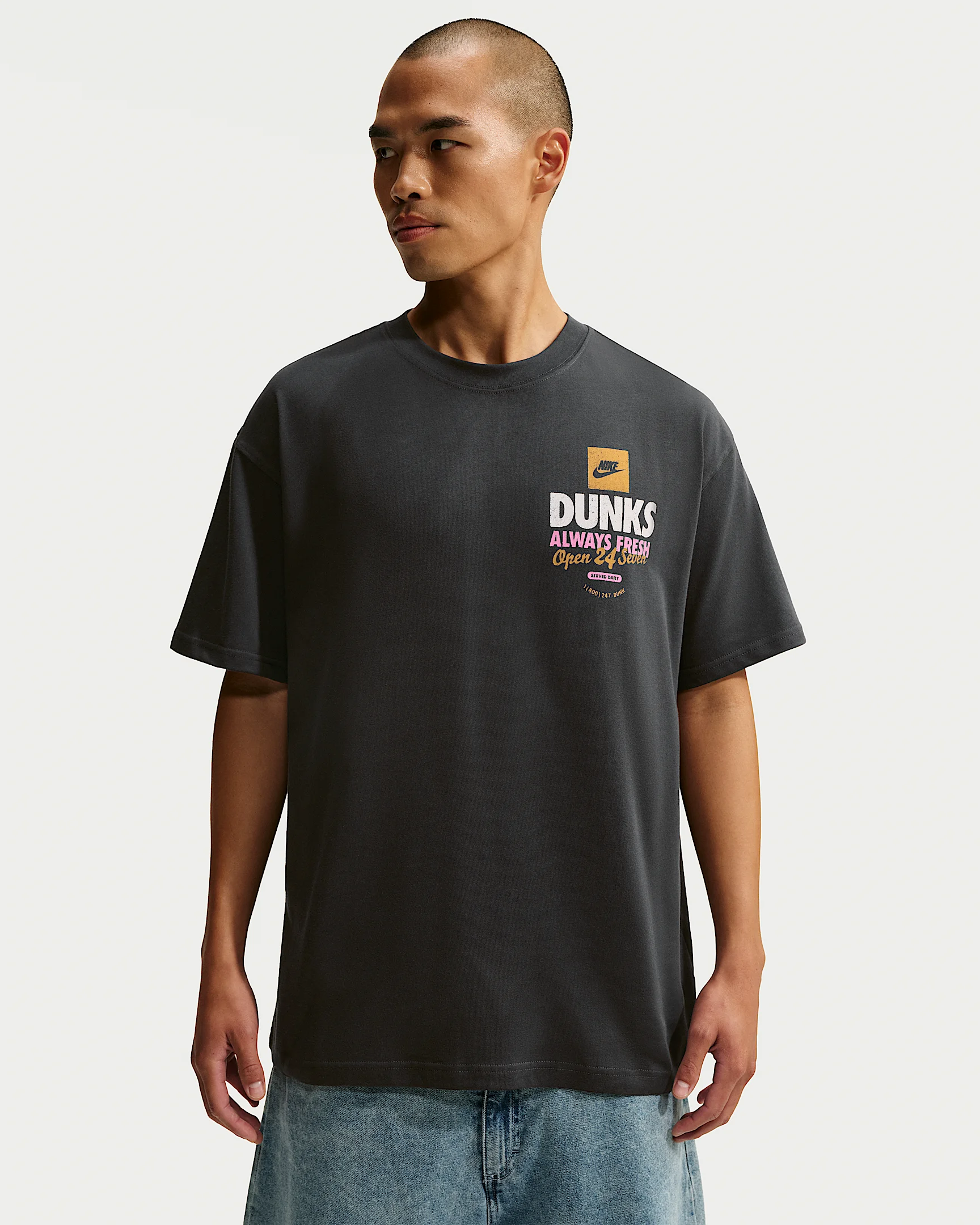 Nike Sportswear Men's T-Shirt - 1