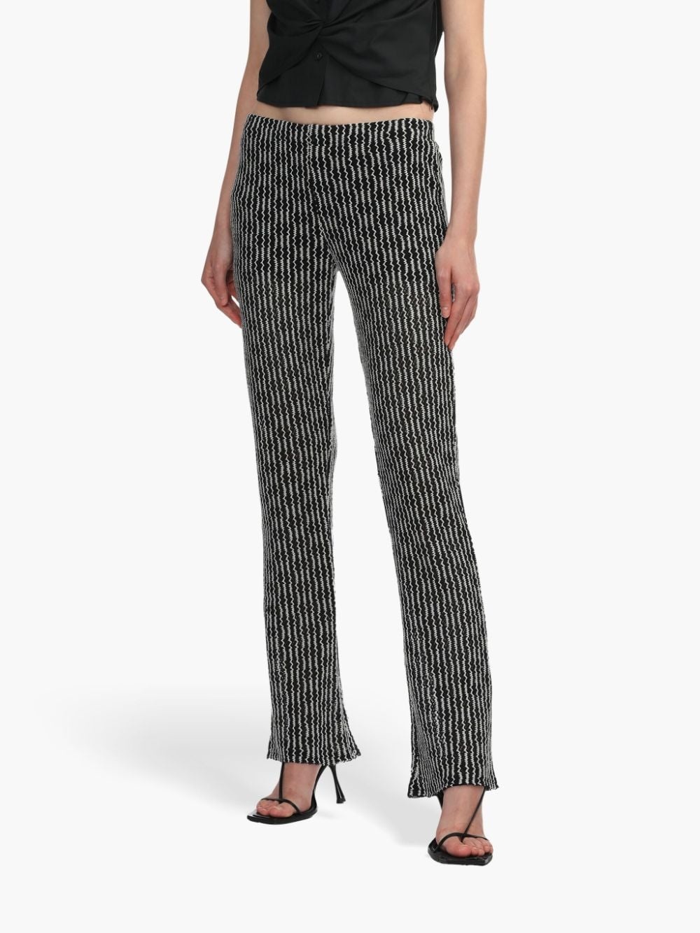 zigzag pattern slim-legged trousers - 3