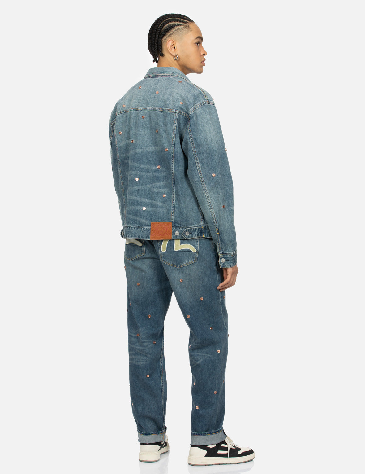 ALLOVER RIVETS AND SEAGULL APPLIQUE RELAX FIT DENIM JACKET - 4