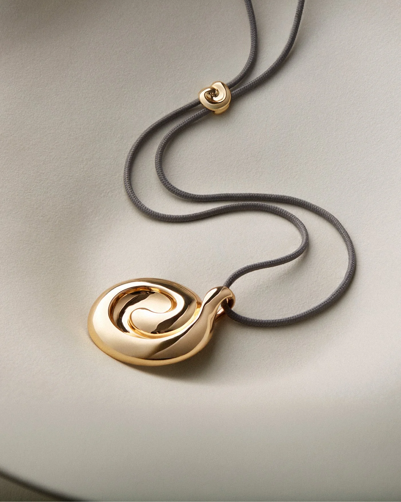 Nico Mirror Pendant Rope Necklace - 1