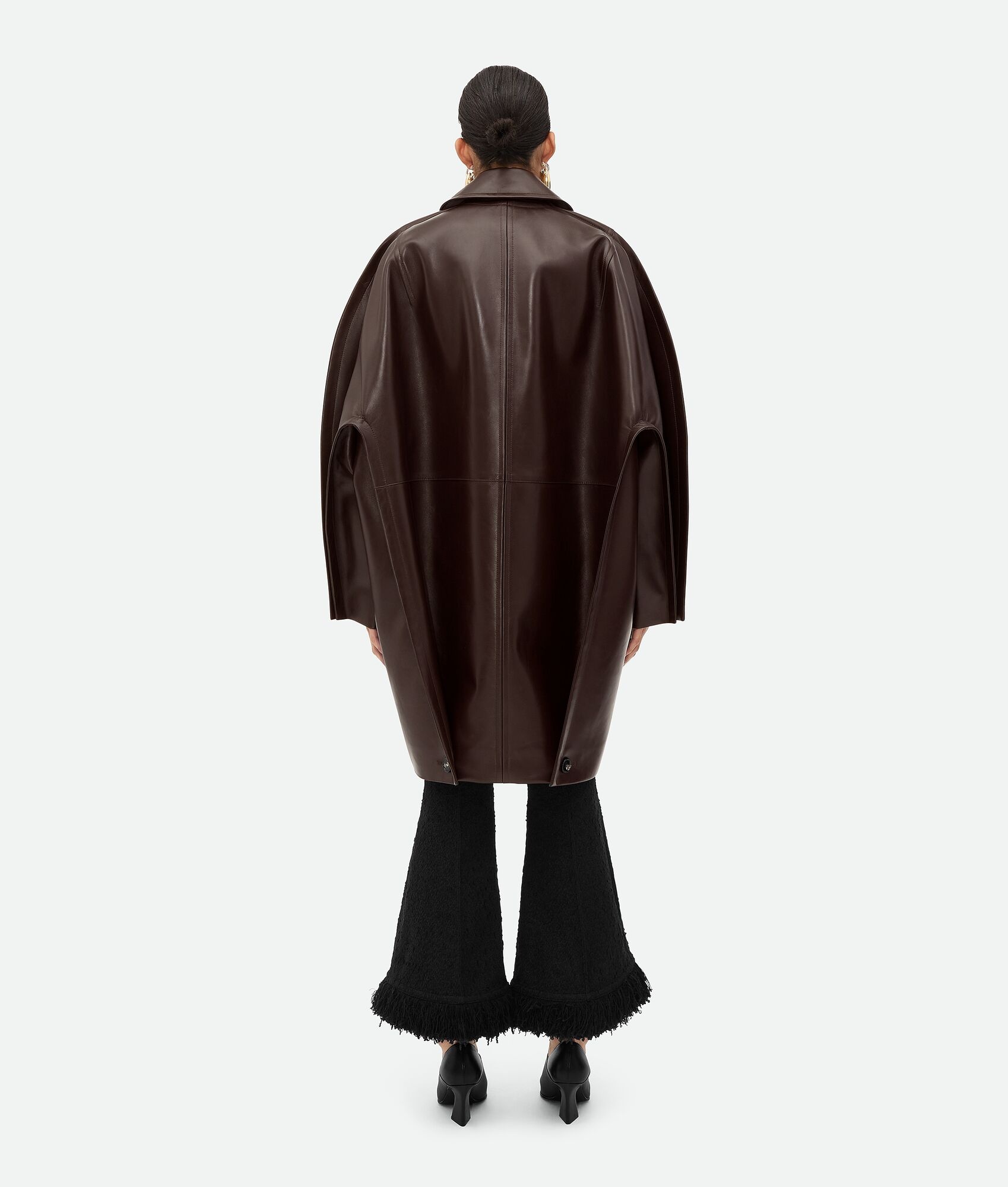 【関税＆送料込み】Bottega Veneta Coccoon Coat Bottega Veneta Double-Breasted Croc-Embossed Leather Coat