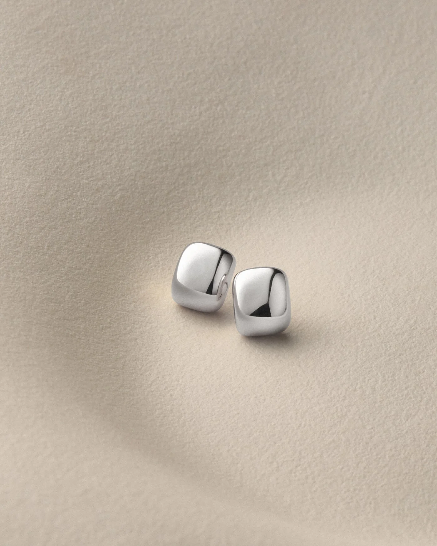 Mini Tate Earrings - 1