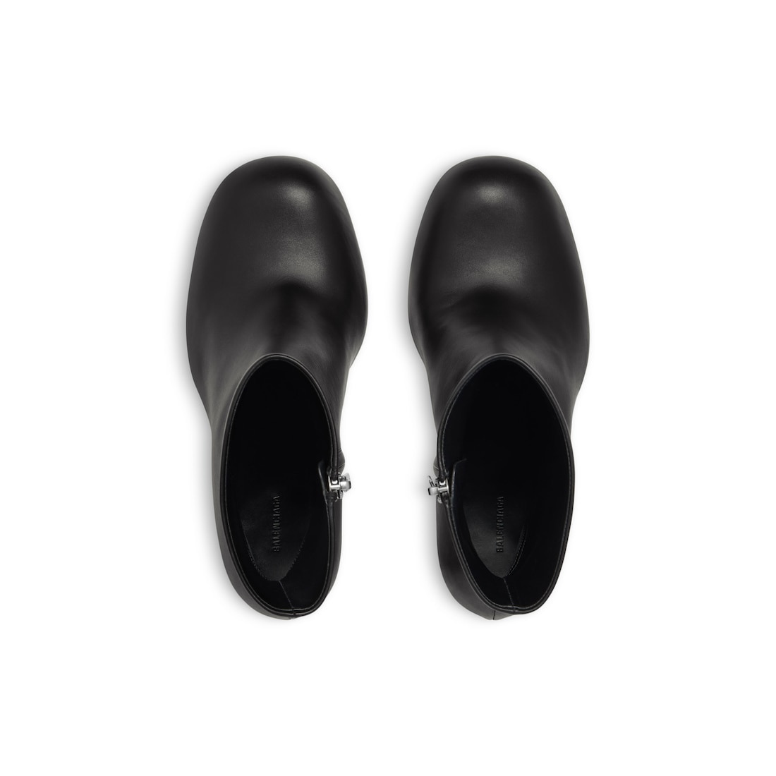 Women's Fargo Bootie in Black - 6