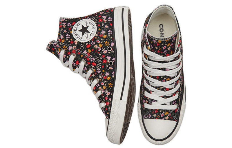 Converse (WMNS) Converse Chuck Taylor All Star Retro Floral Sneakers 569711F outlook