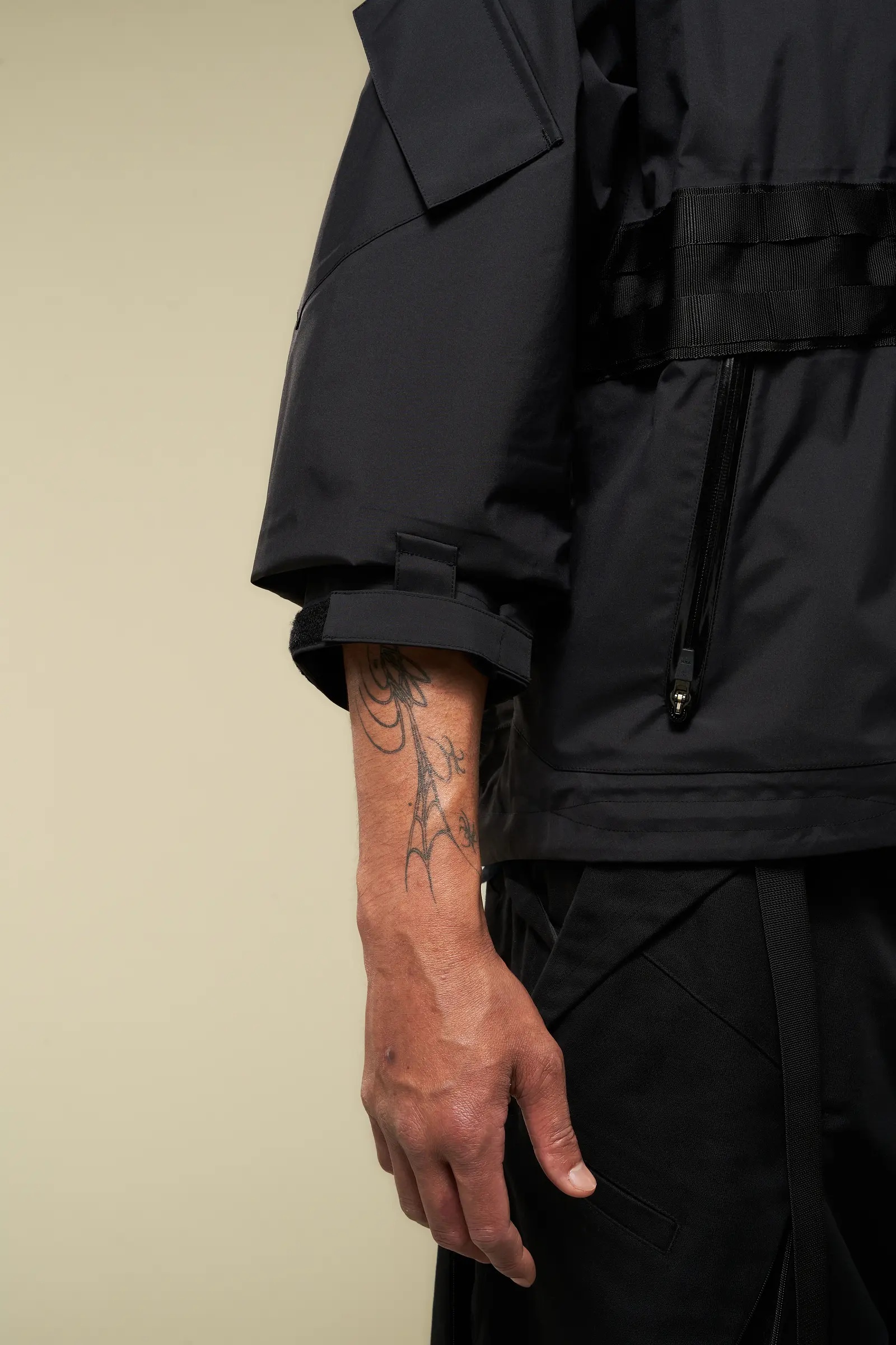 J79TS-GT 3L Gore-Tex Tec Sys Jacket Black - 32