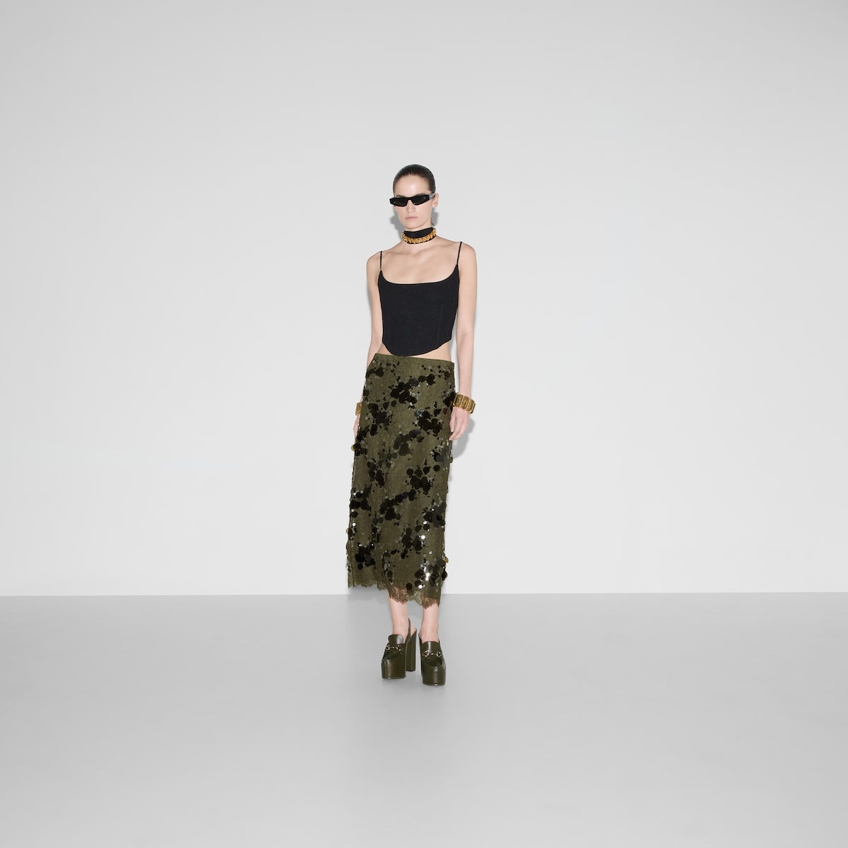 Lace skirt with sequin embroidery - 2