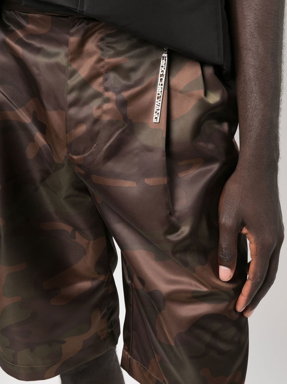 camouflage knee-length shorts - 6