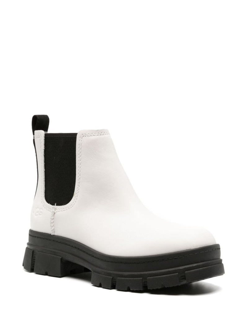 UGG Ashton Chelsea ankle boots outlook