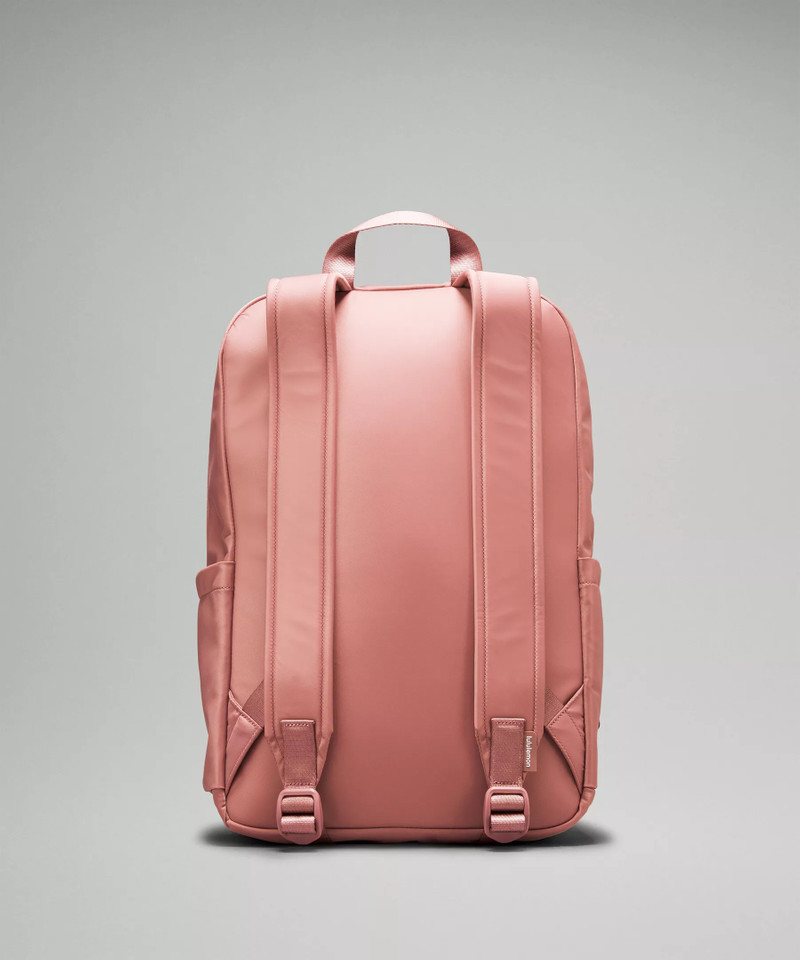 Everywhere Backpack 22L 3