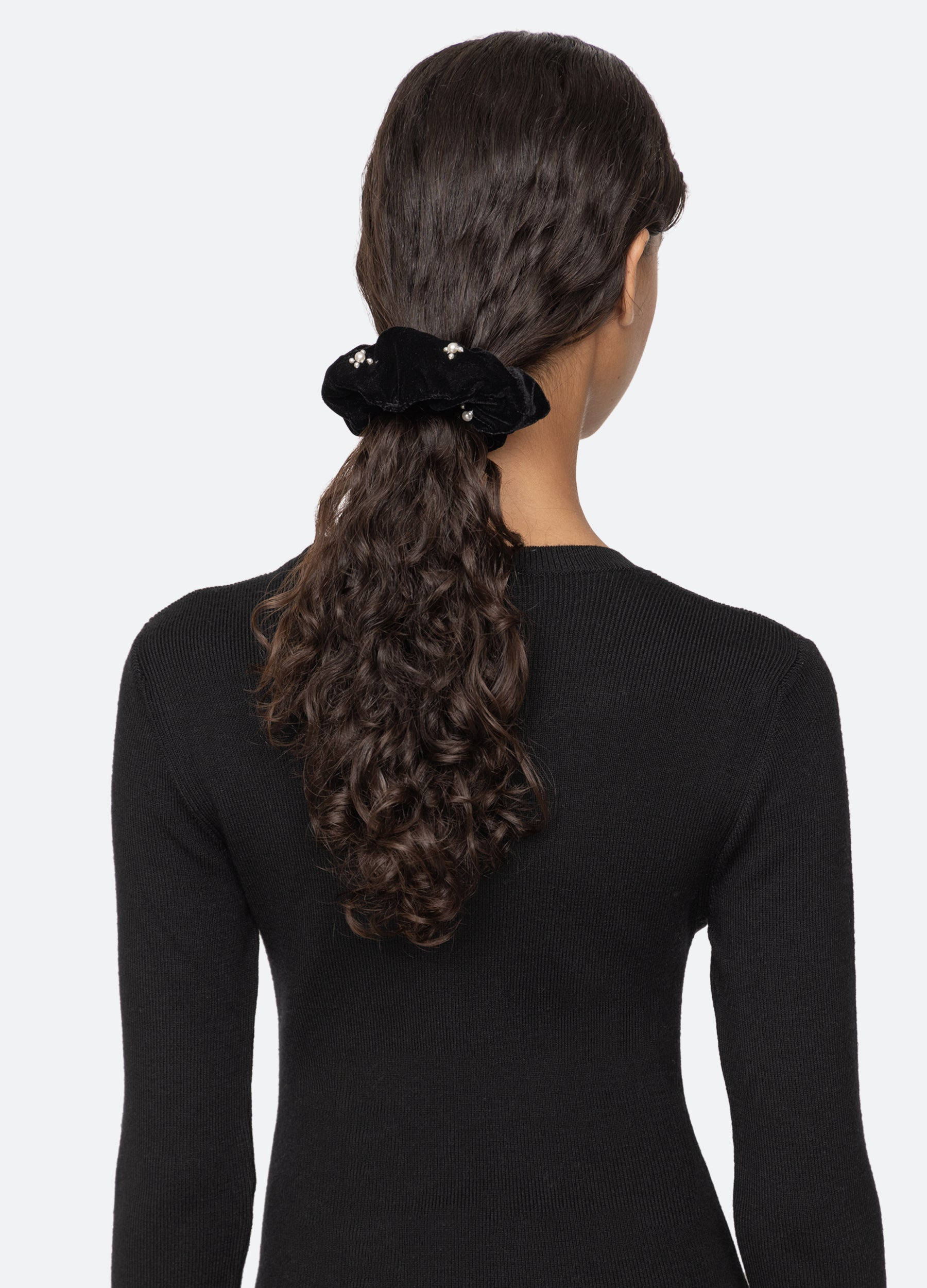 Velvet Scrunchie - 3