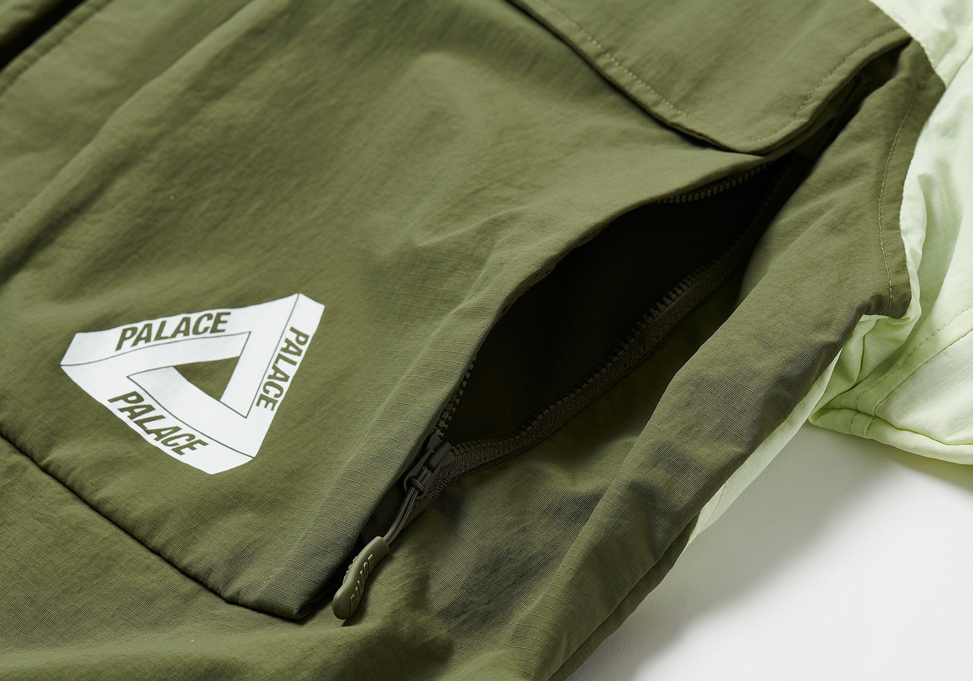 GONE FISHING JACKET OLIVE - 4