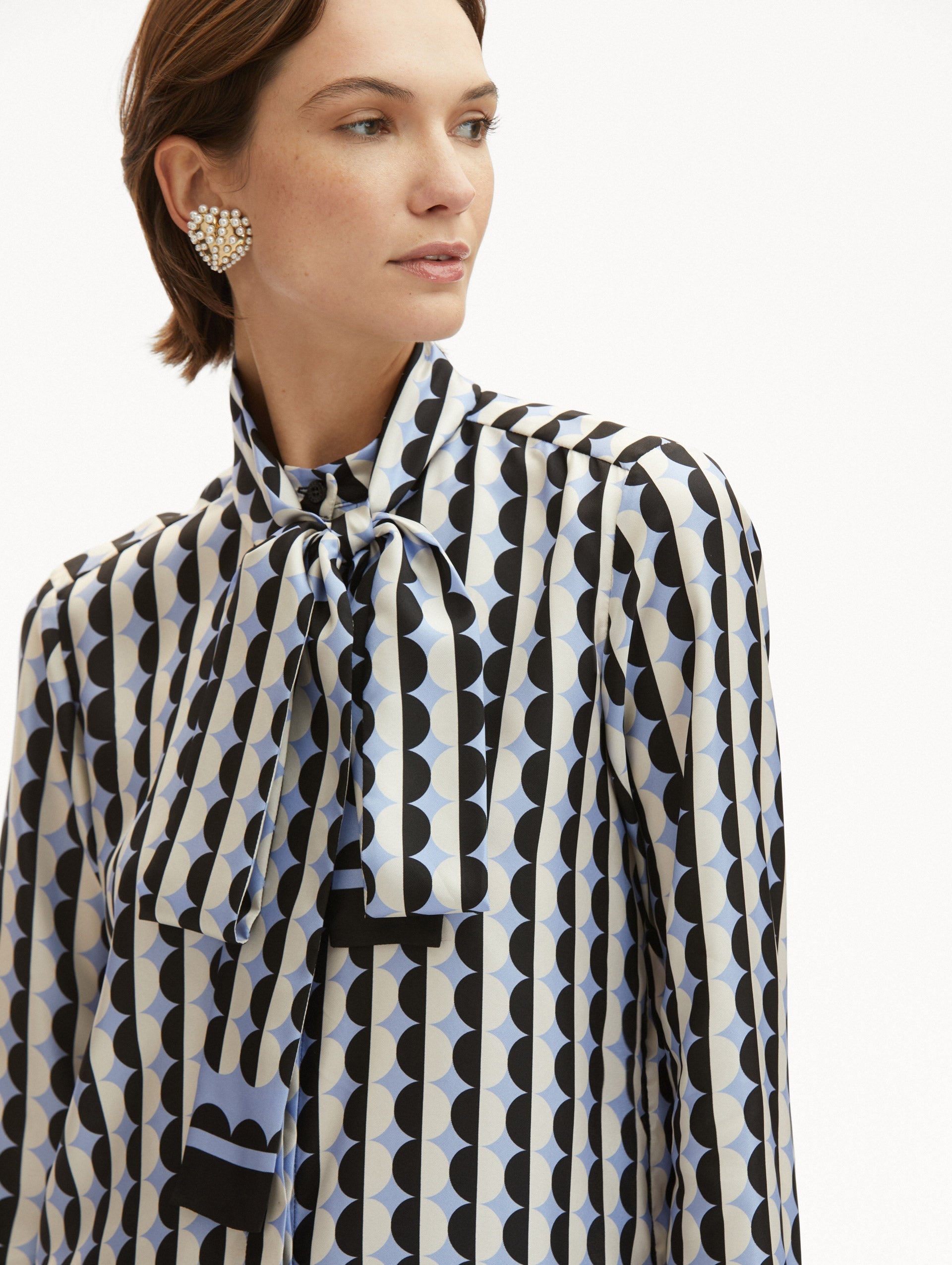 GEOMETRIC CIRCLE SILK TWILL BLOUSE - 6