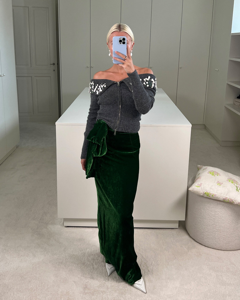 BERNADETTE Pull Sylvia outlook
